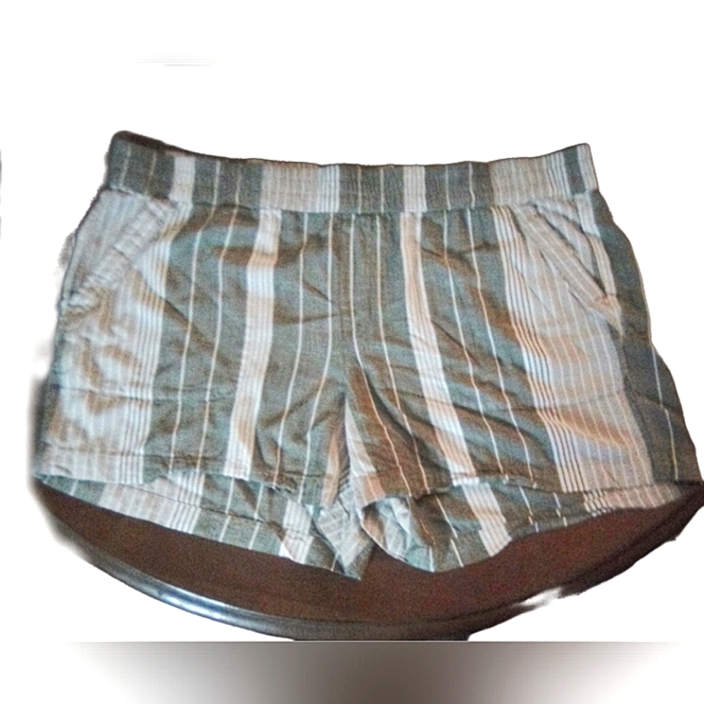 SONOMA WOMEN'S PLUS 2XL STRIPED SHORTS WITH POCKETS